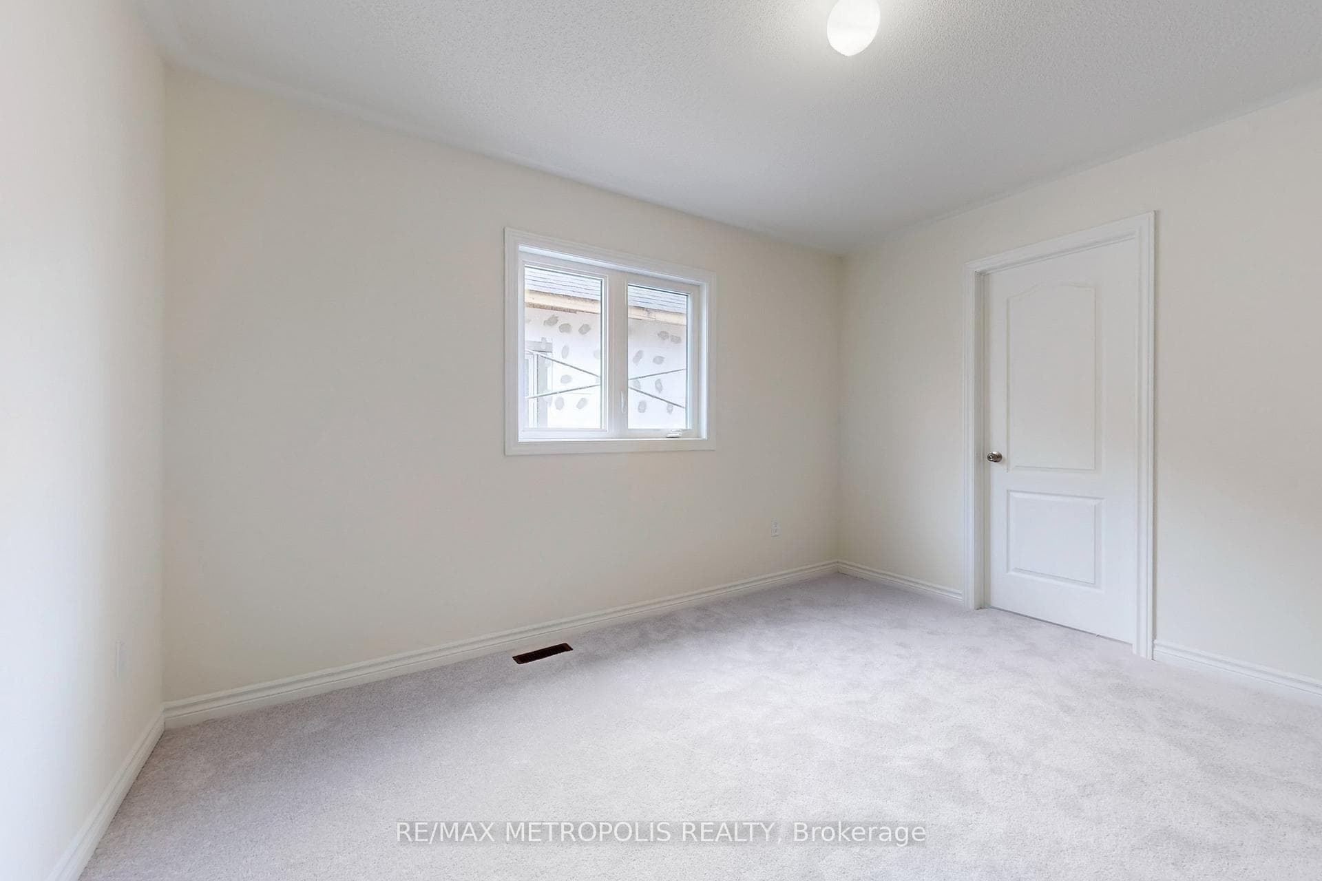 167 Hawkins Street photo 42