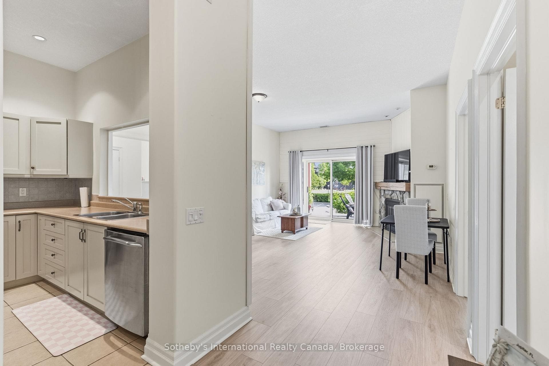 110 Steamship Bay Road Unit 102 photo 5