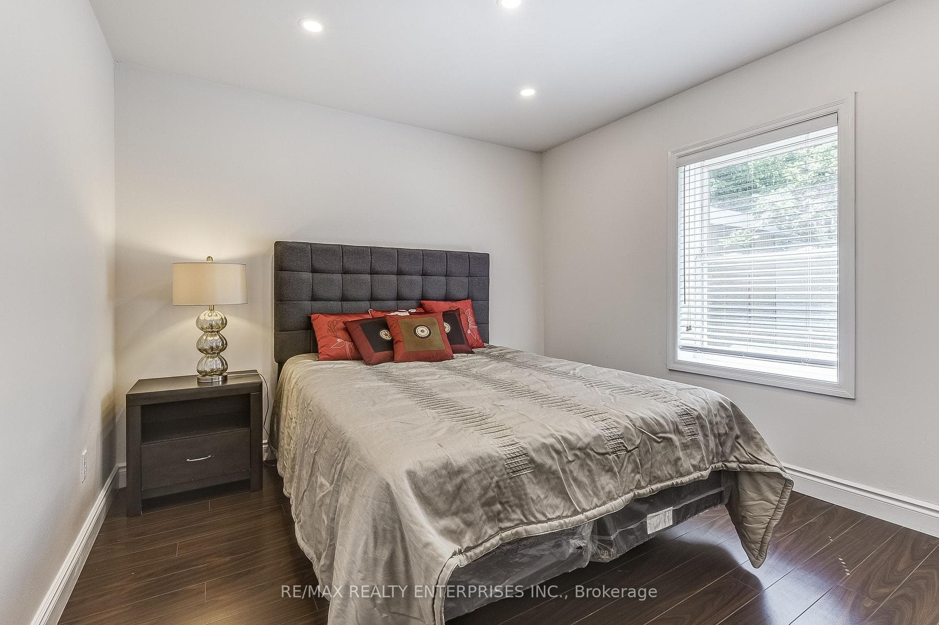 31 Chatterton Boulevard photo 10