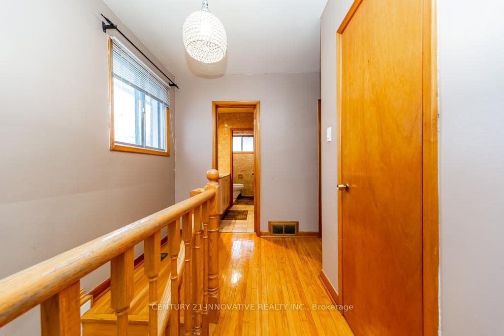 4 Albacore Crescent photo 17