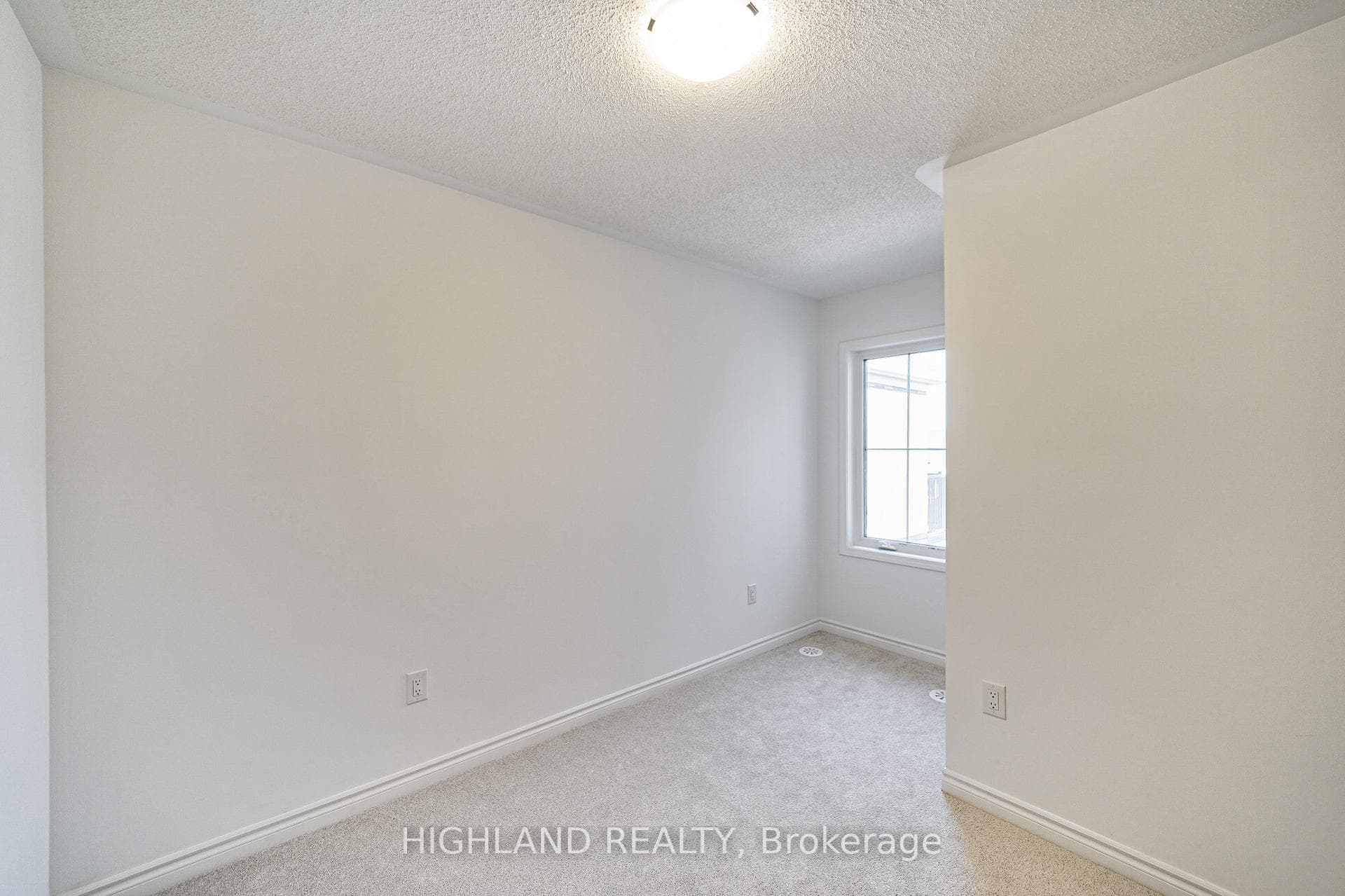 1839 Thames Circle photo 21
