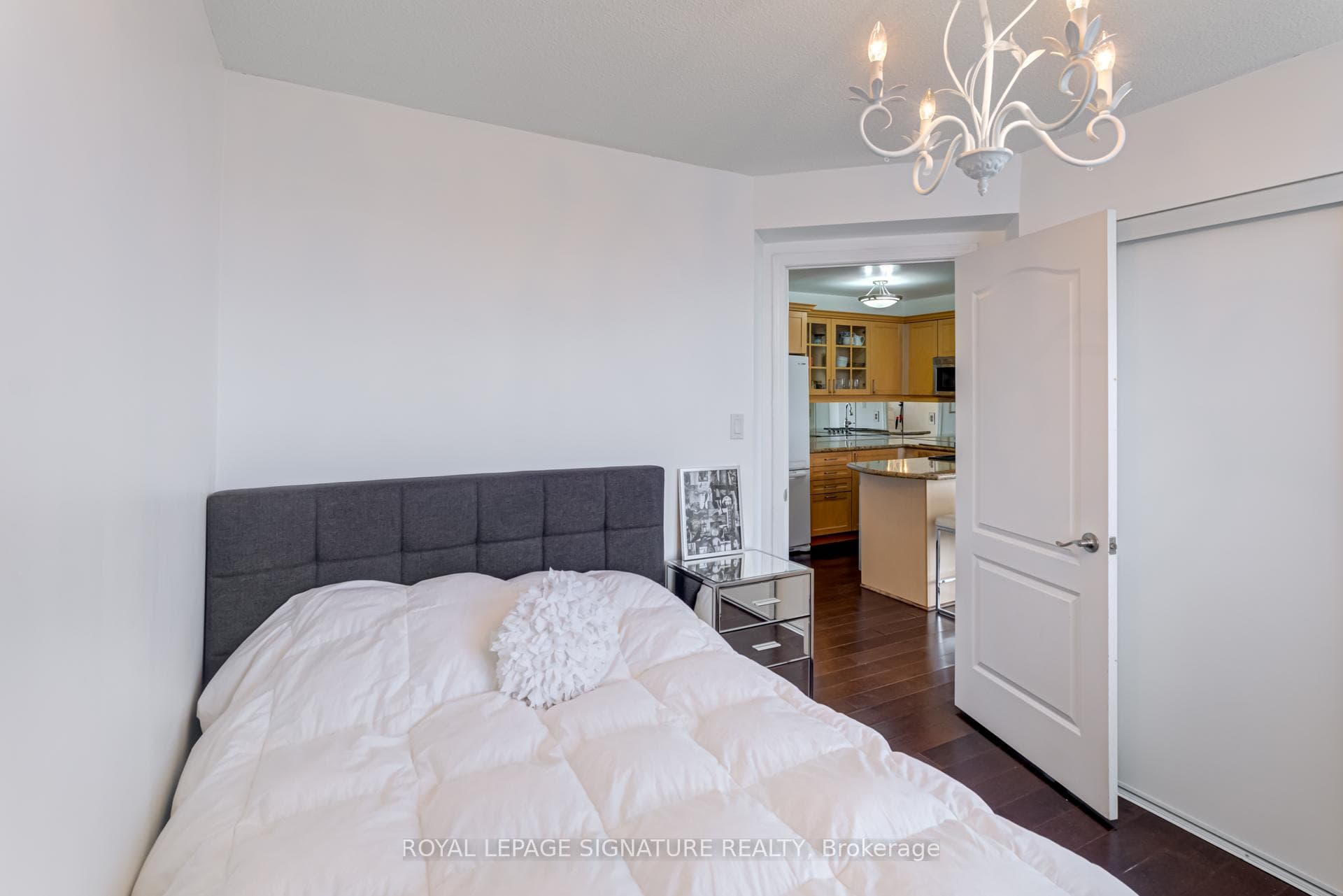 3130 Yonge Street Unit PH5 photo 11