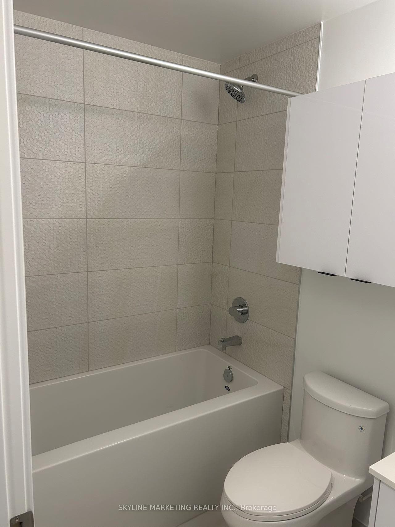 5105 Hurontario Street Unit 2212 photo 8