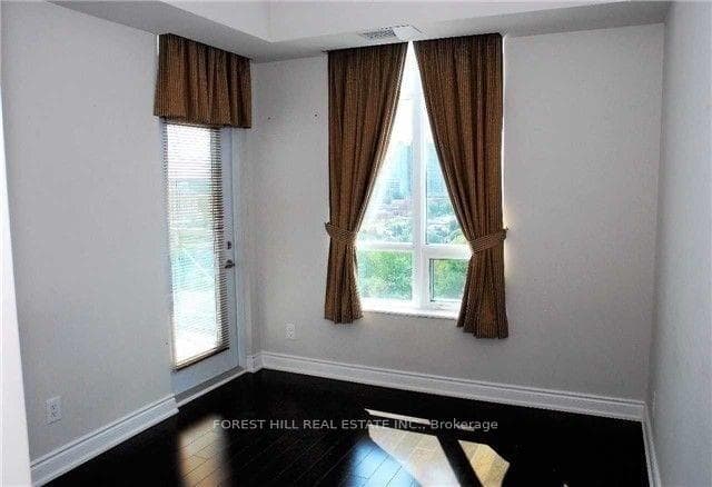 10 Bloorview Place Unit 1211 photo 4