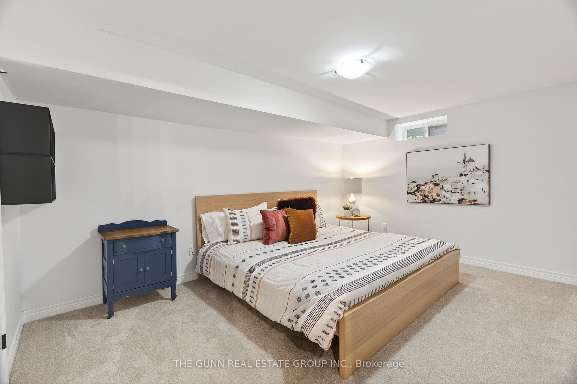 583 Oakridge Drive photo 37