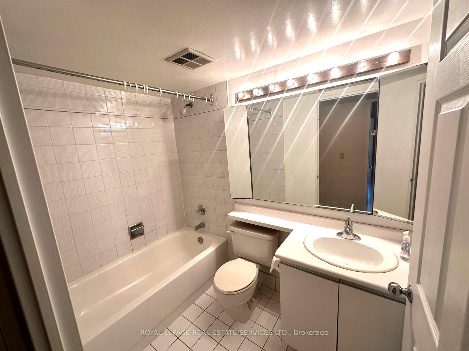 335 Webb Drive Unit 711 photo 13