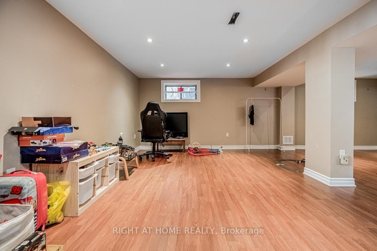 39 TREEVIEW Drive photo 30
