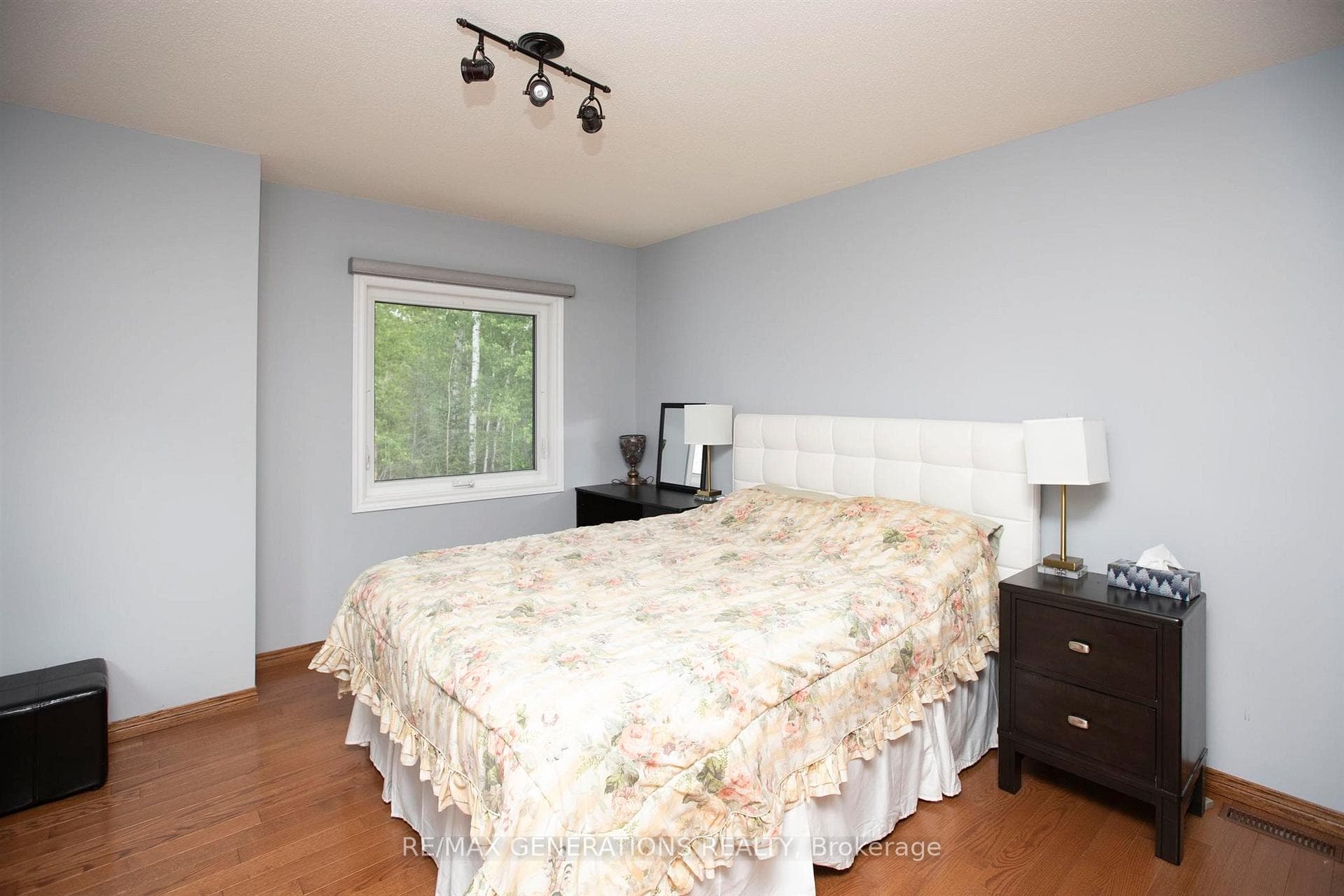 138 Malibu Court photo 27