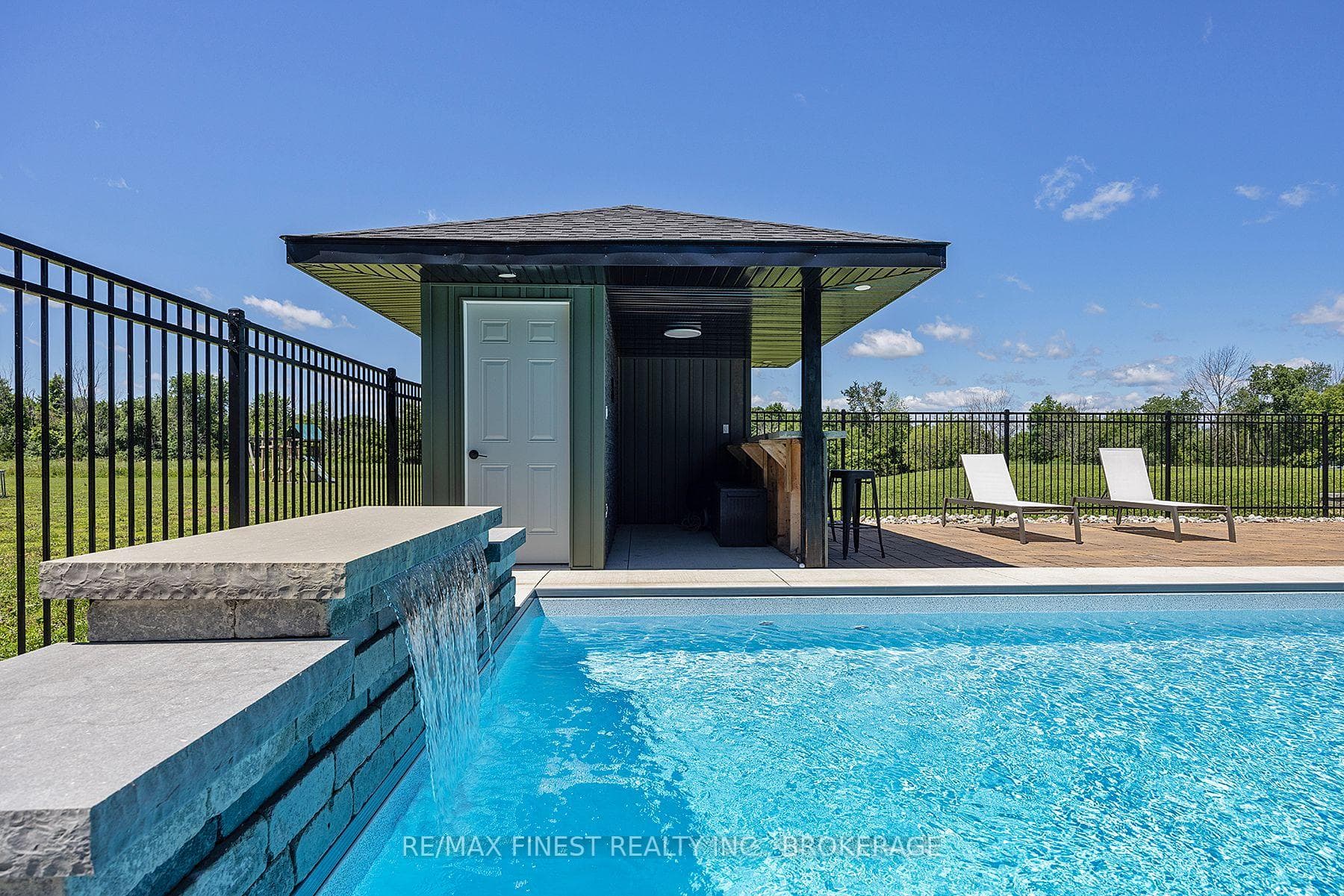 3541 GREENFIELD Road photo 42