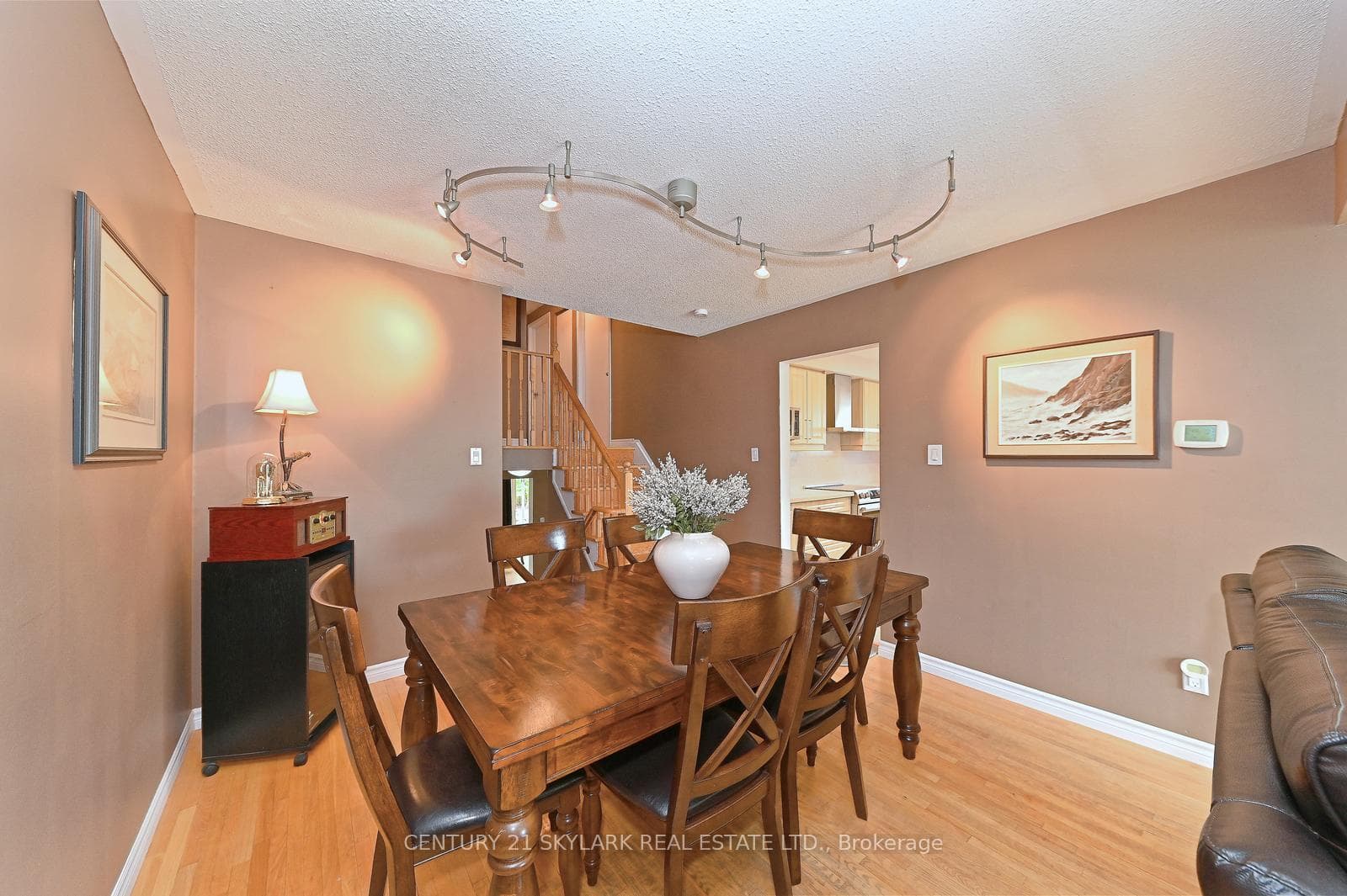 16 Garside Court photo 7