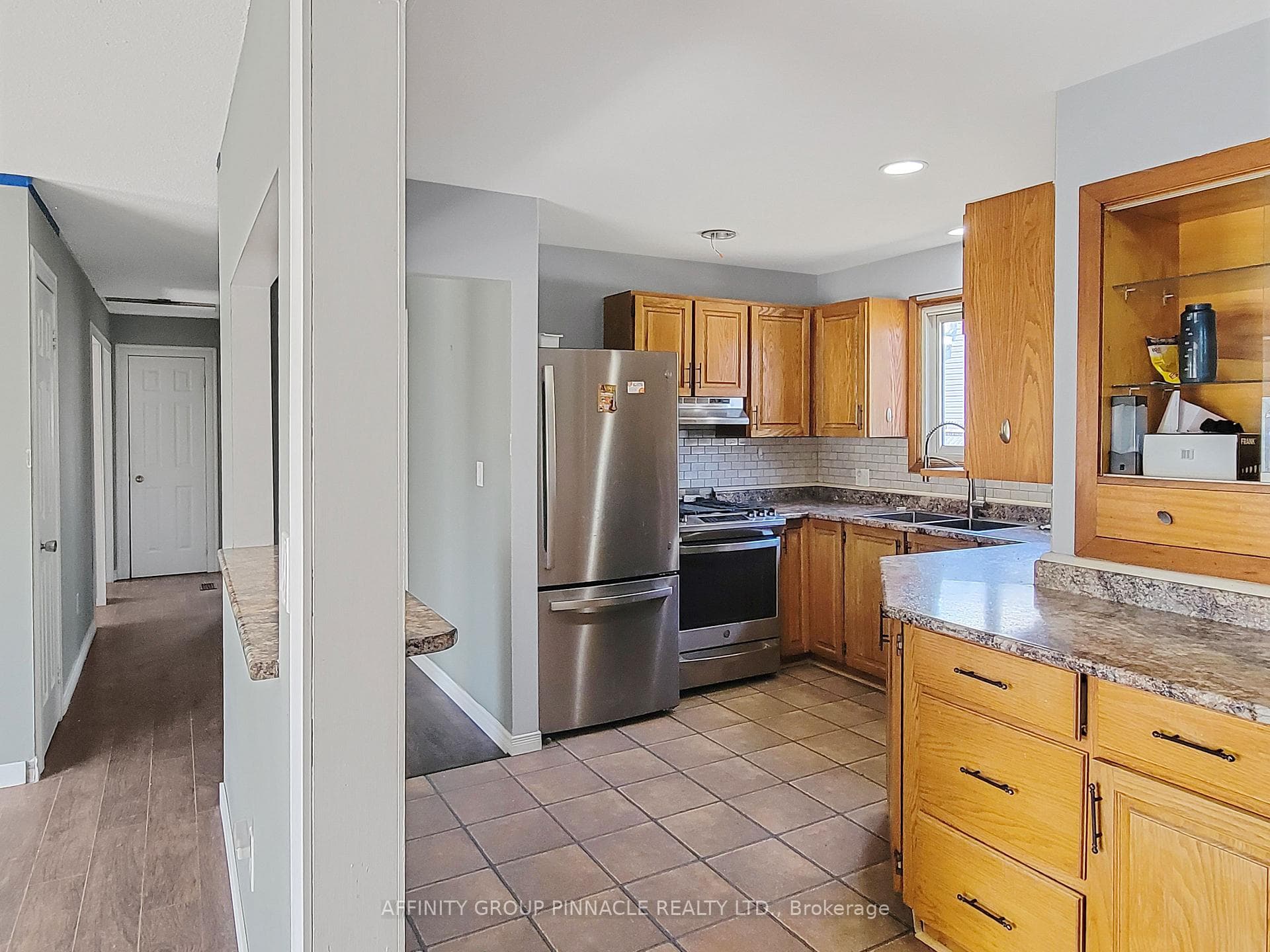 221 Dill Street photo 12
