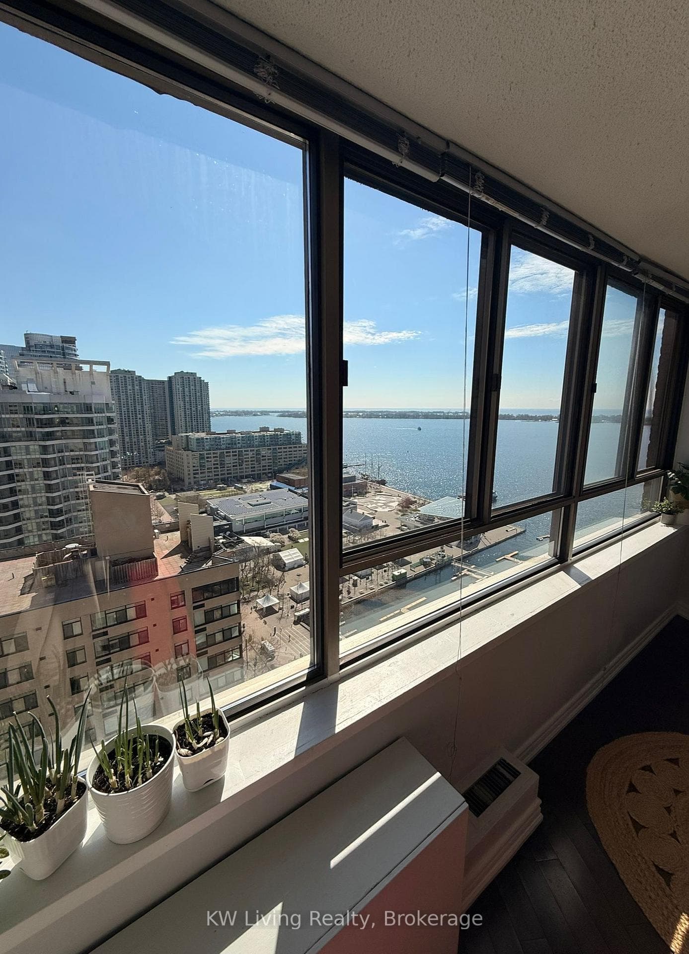260 Queens Quay Unit 2608 photo 17