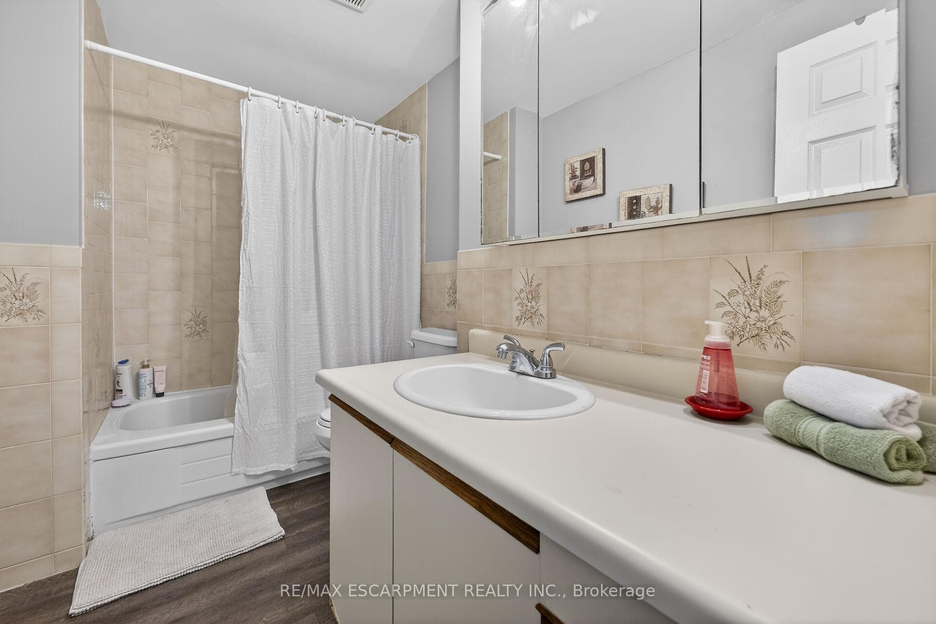 1675 Upper Gage Avenue Unit 47 photo 23