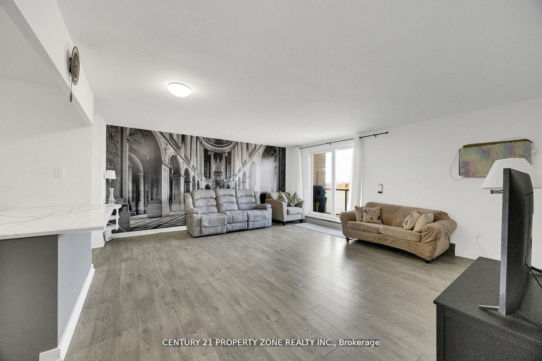 583 Mornington Avenue Unit 610 photo 14