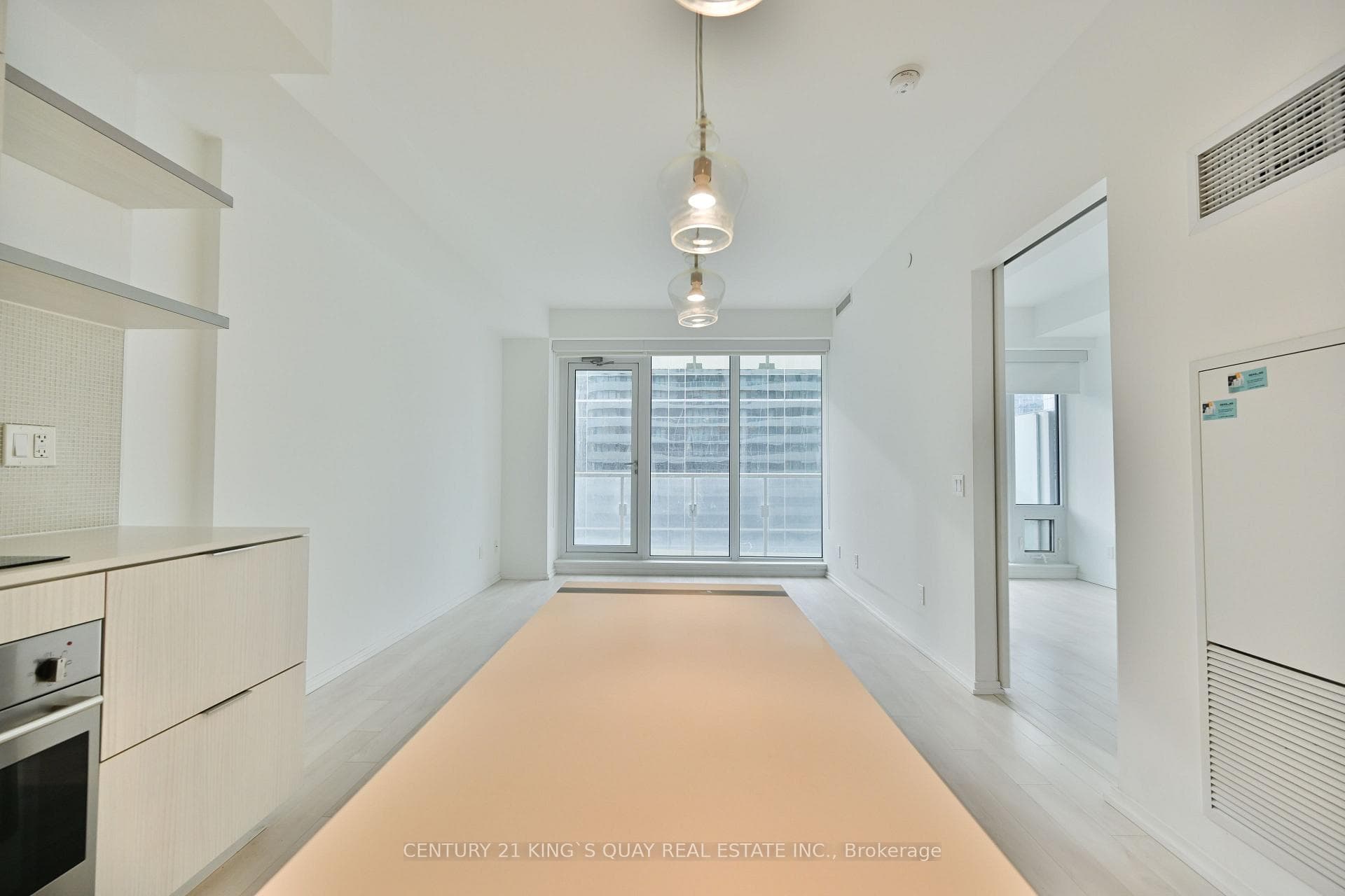 197 Yonge Street Unit 1907 photo 28