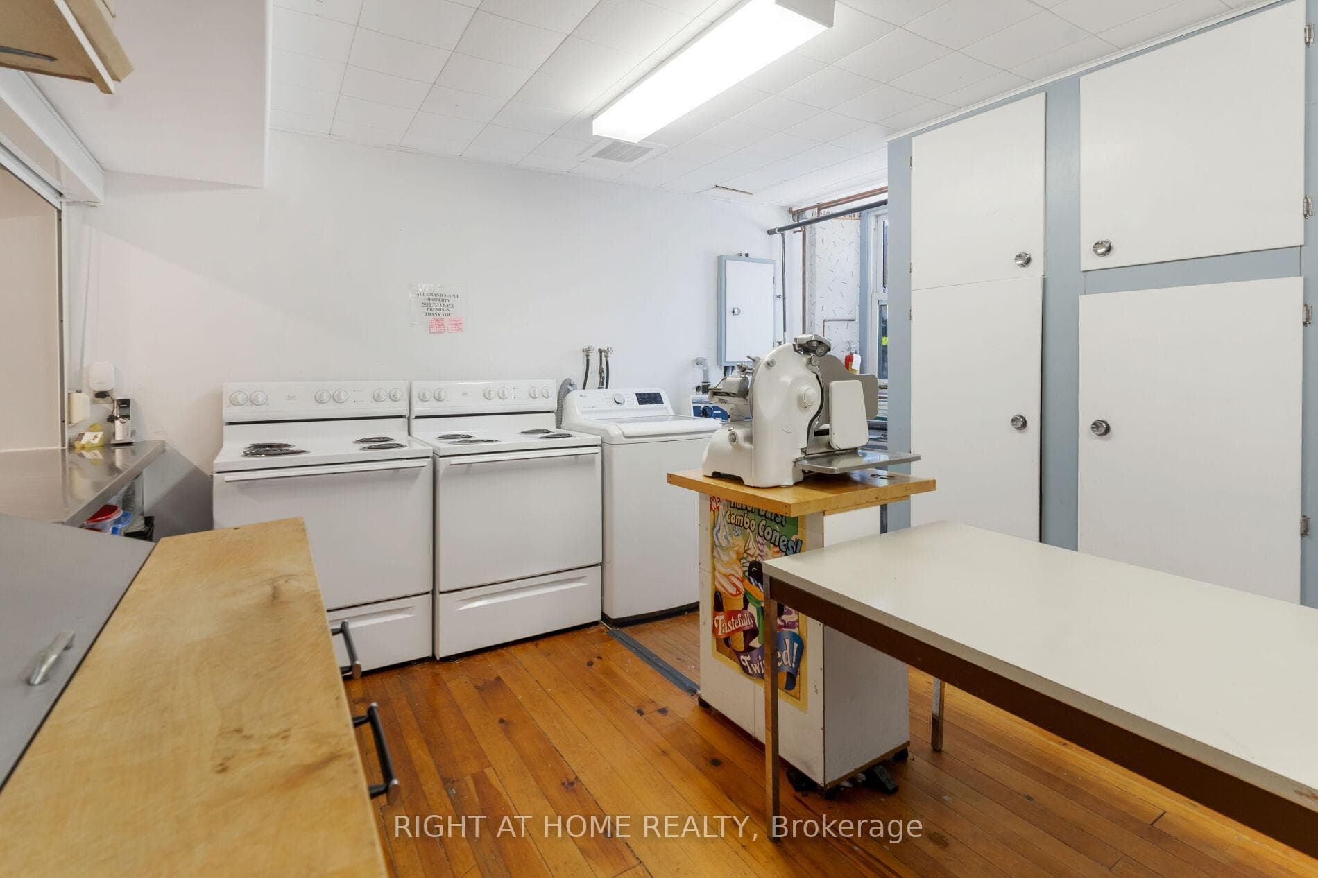 19 Albert Street photo 33