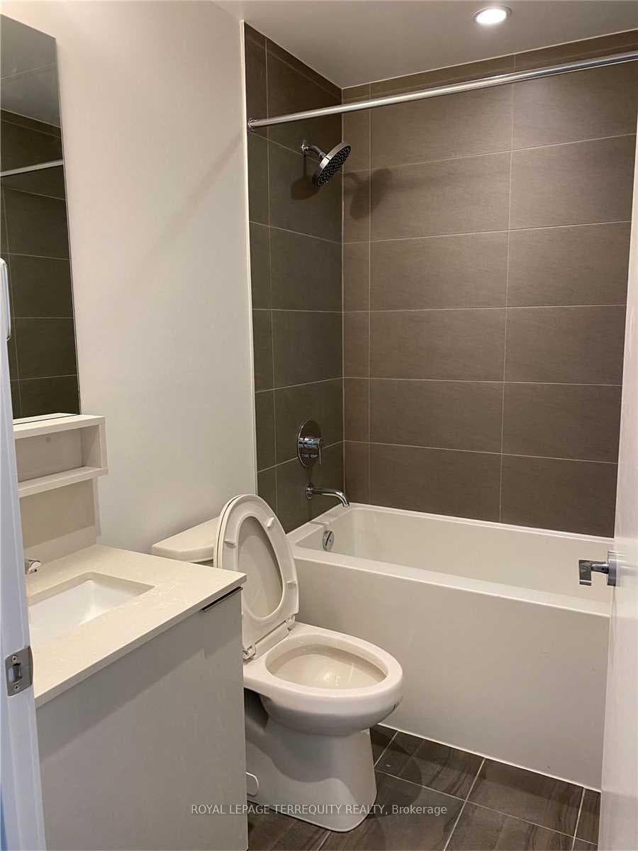 5 Buttermill Avenue Unit 1112 photo 15