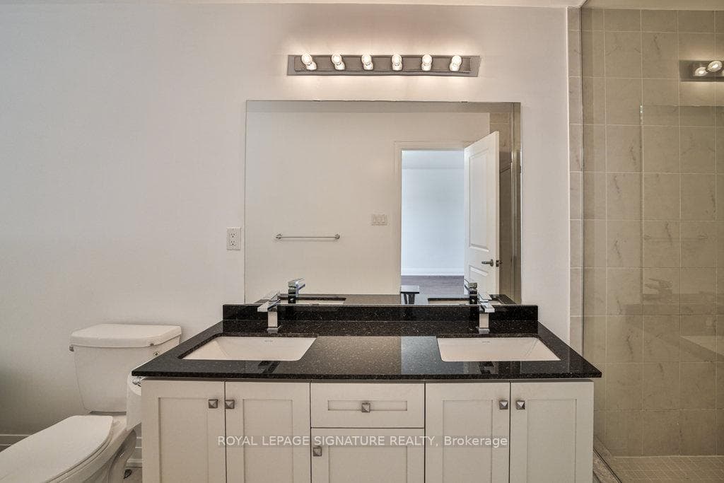 master ensuite