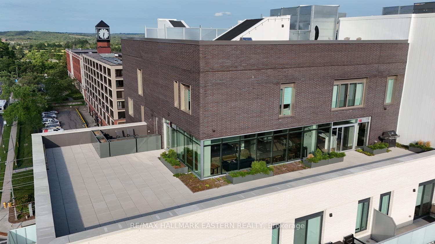 8th Floor Amenity Terrace