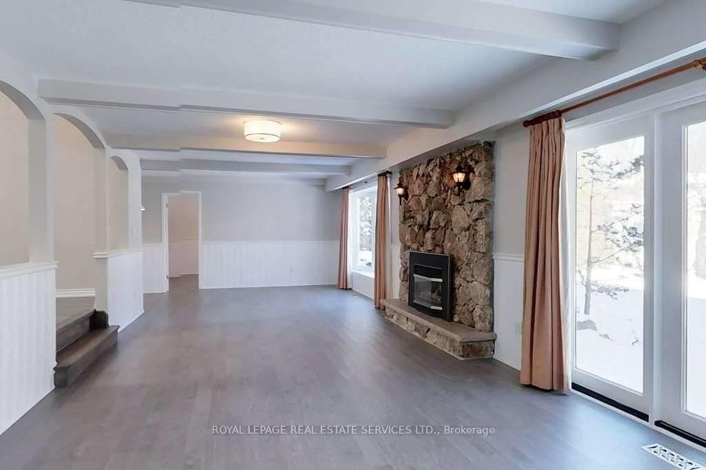 141 Castle Crescent photo 12