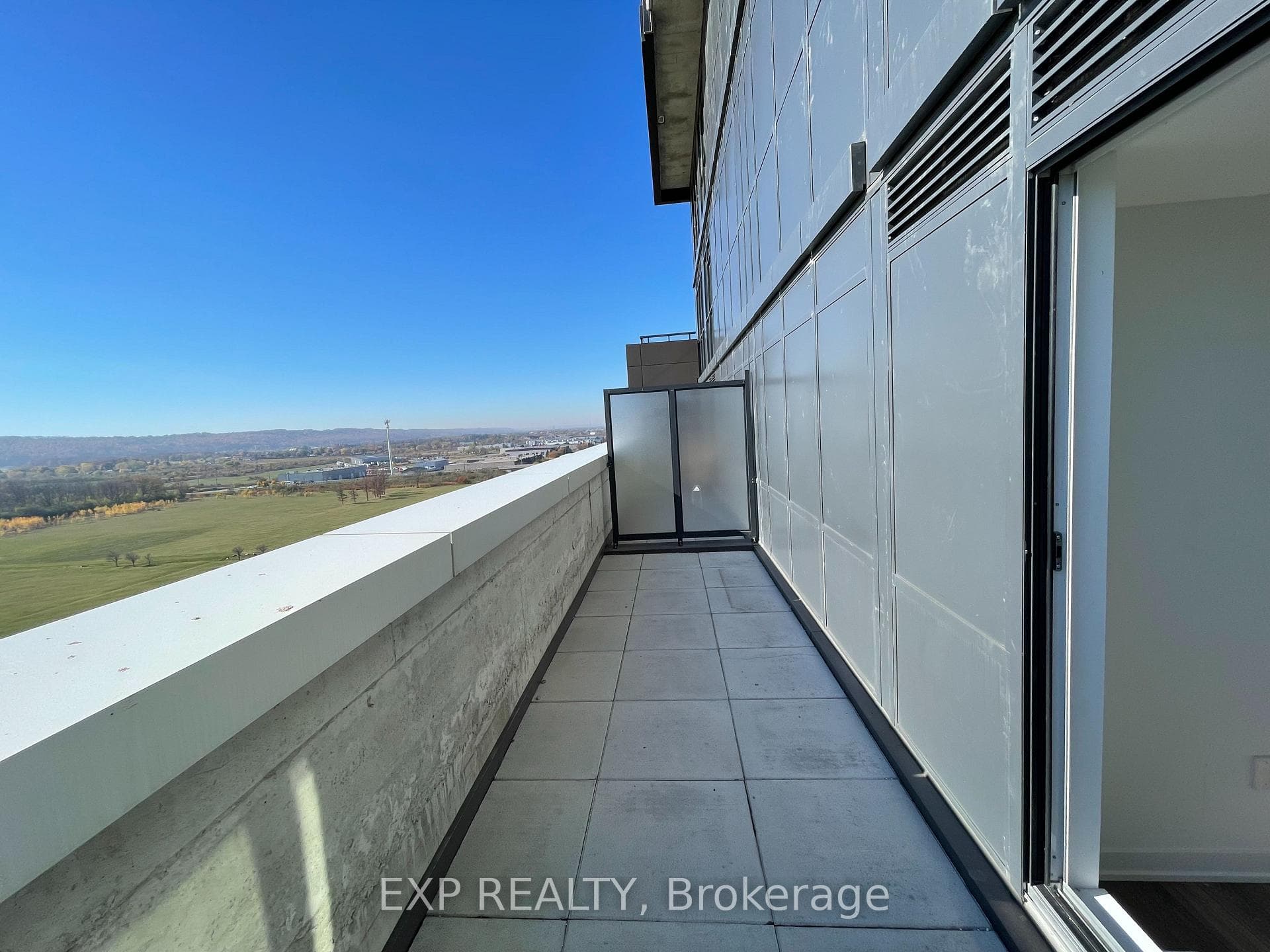 550 North Service Road Unit 1008 photo 14