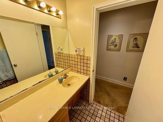 1730 ISABELLA Street photo 24