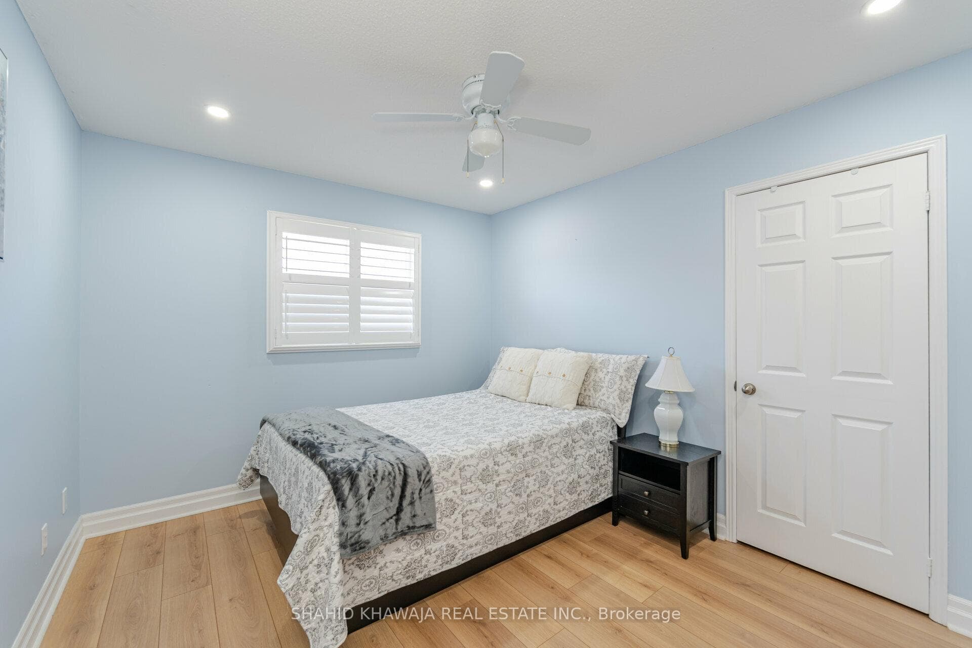 1624 Burnside Drive photo 24