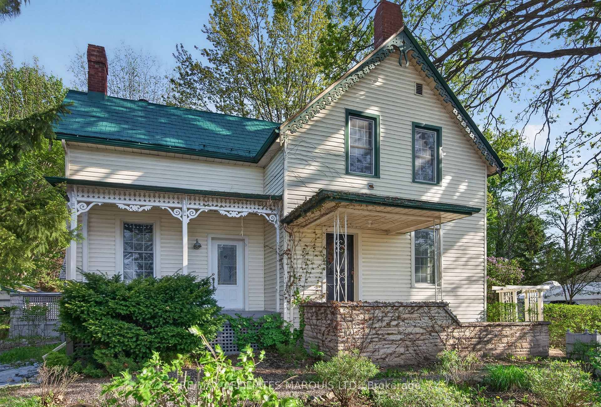 326 Third Street photo 1