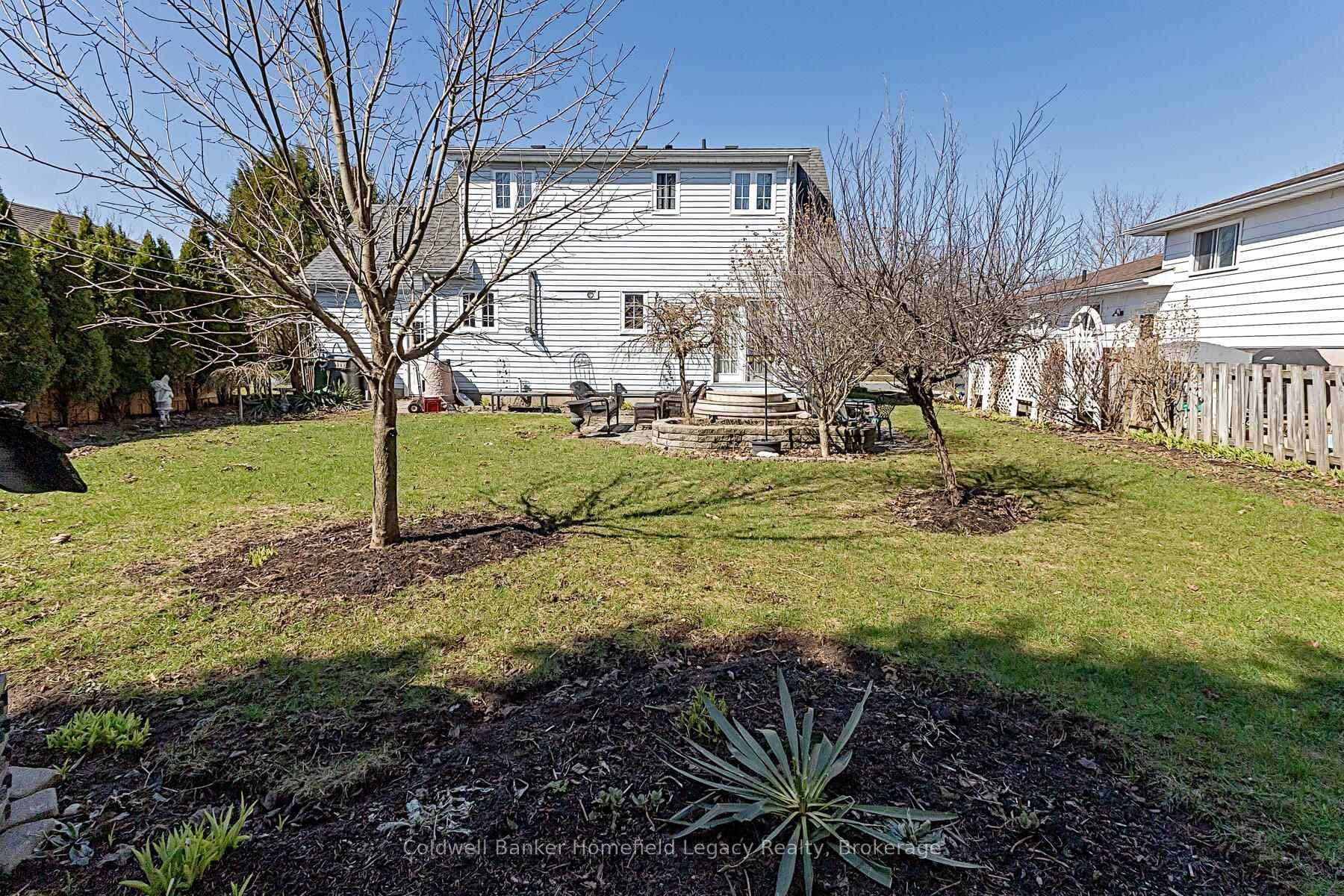 229 HURON Street photo 24