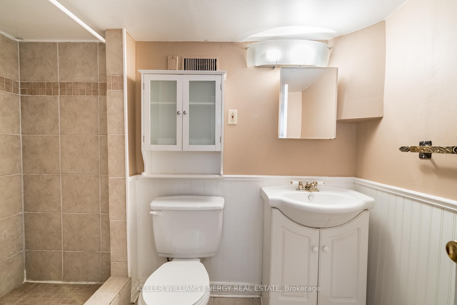 608 Somerville Avenue photo 25