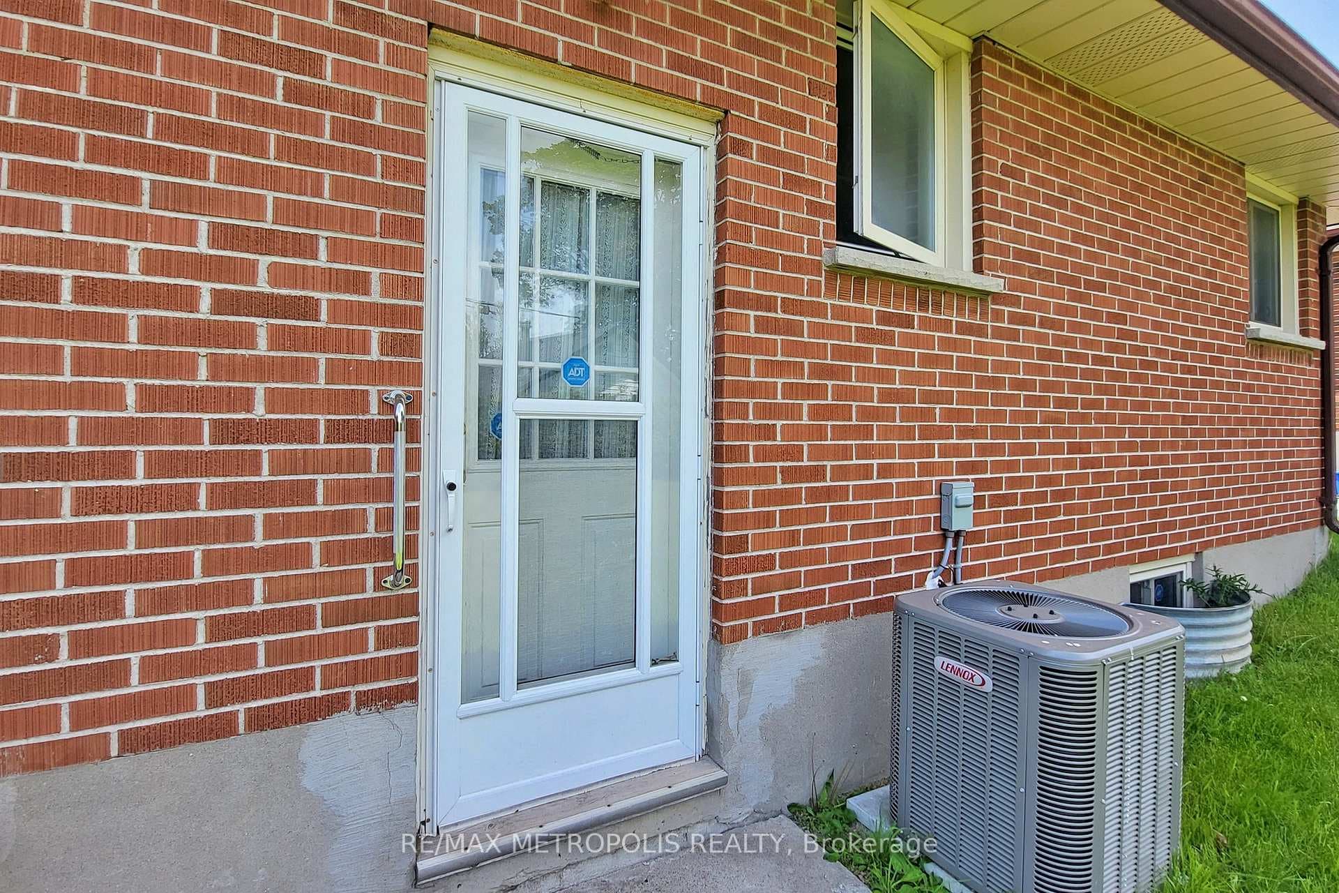 595 Gibbons Street Unit Main photo 35