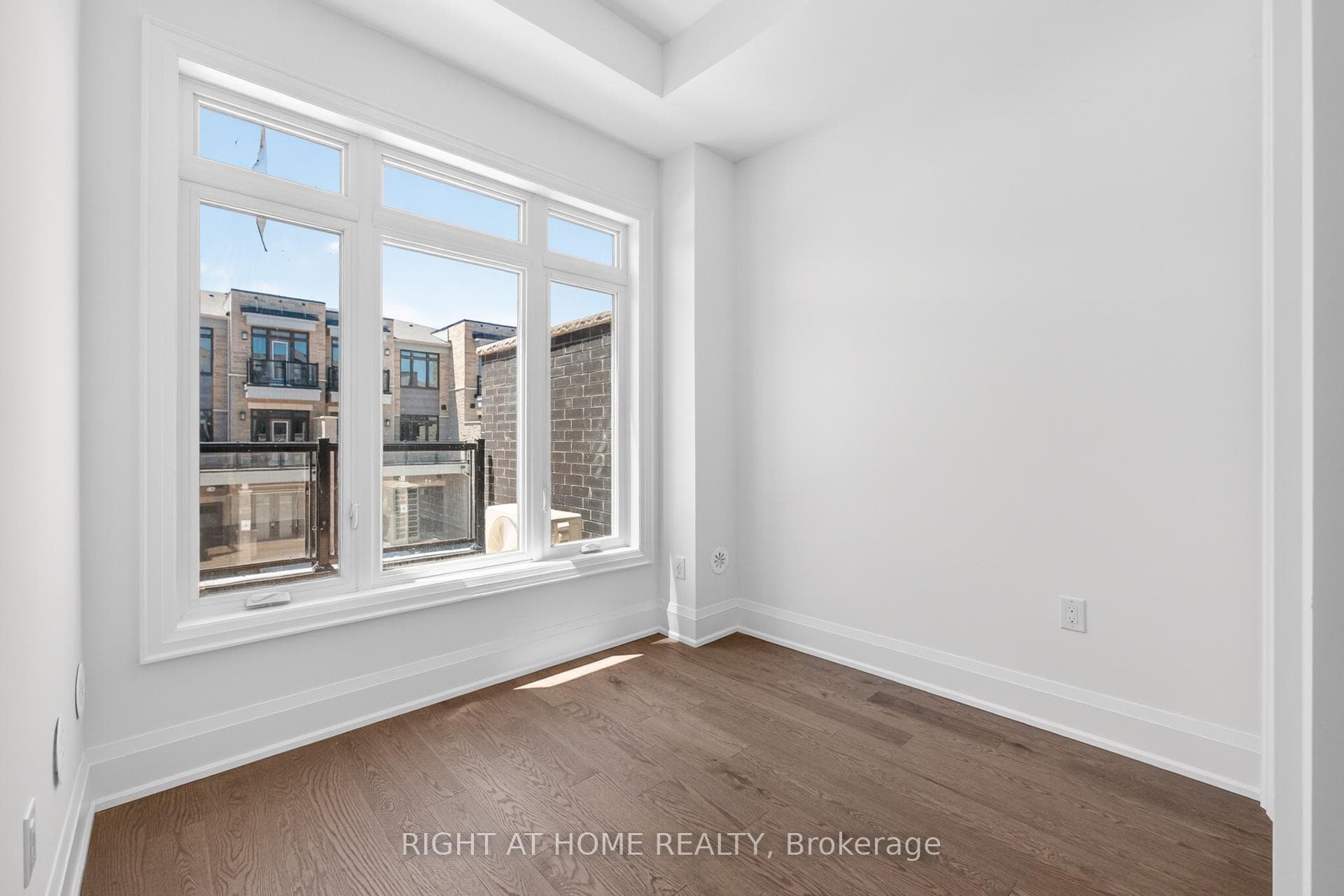 3311 Azam Way photo 20