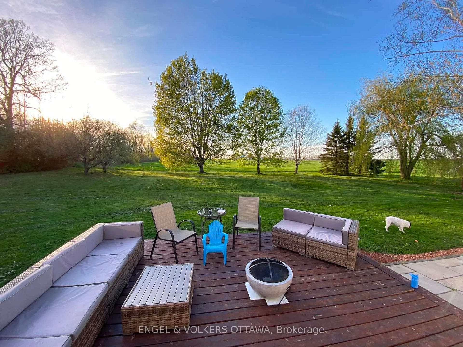 2963 Roger Stevens Drive photo 45