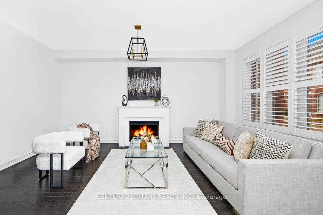 2423 Florentine Place photo 8