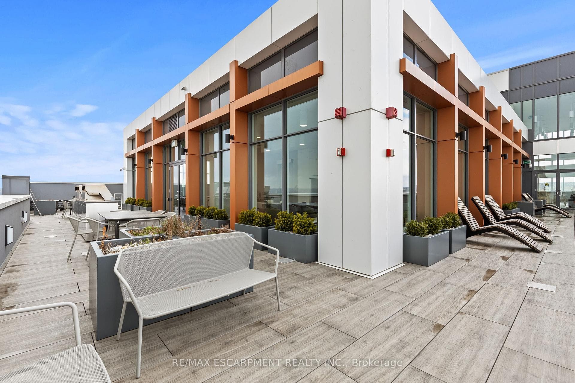 500 BROCK Avenue Unit 1501 photo 16