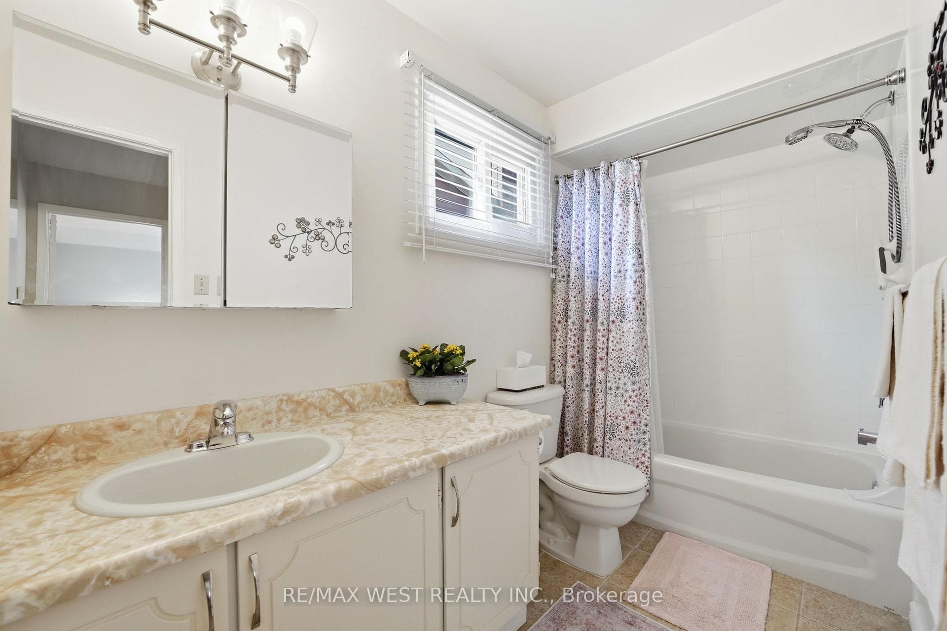 68 Buckland Way photo 32