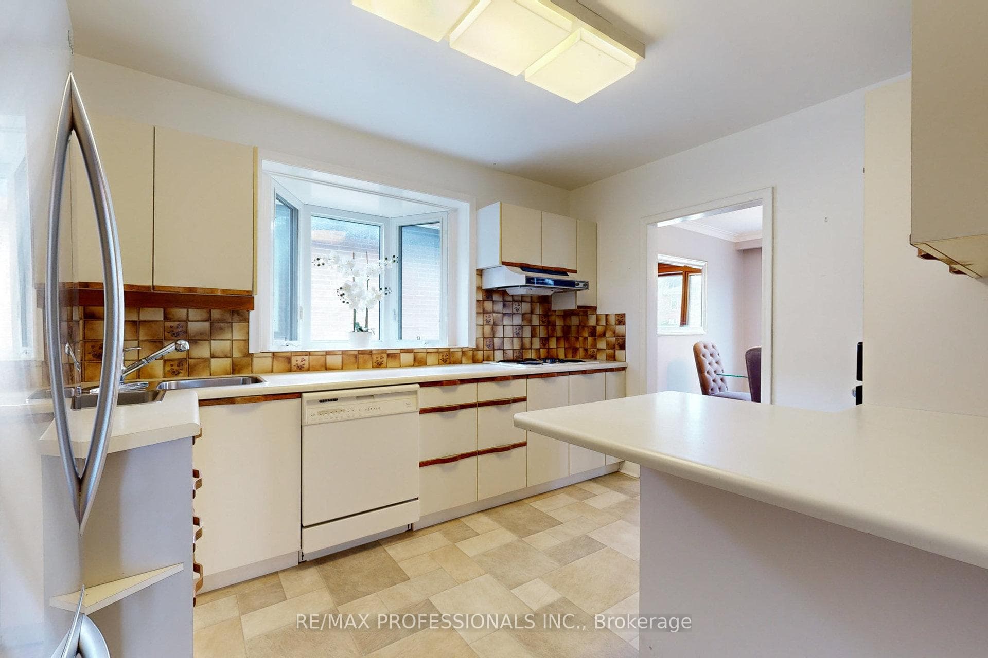 80 Saskatoon Drive photo 13