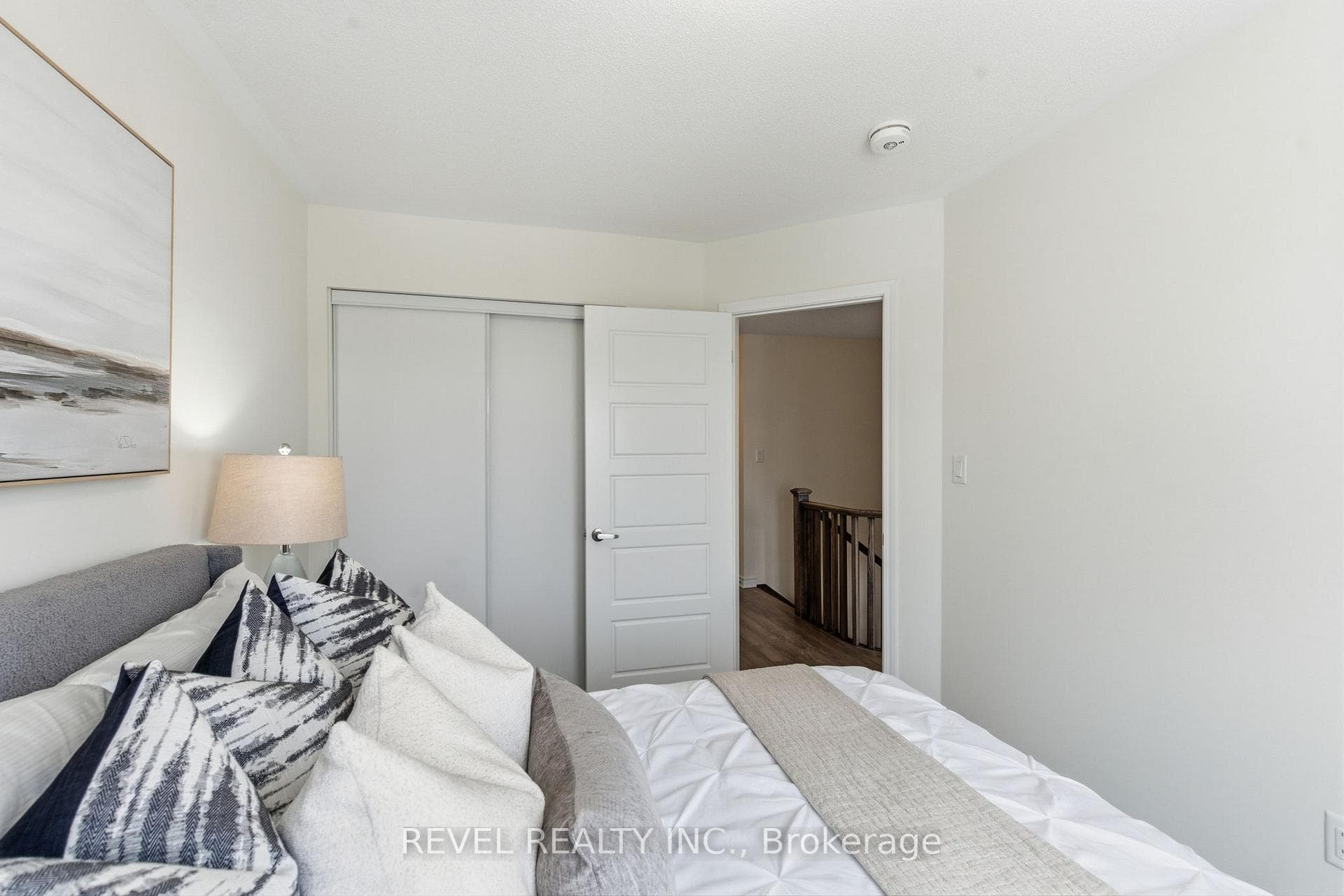 3344 Thunderbird Promenade photo 35