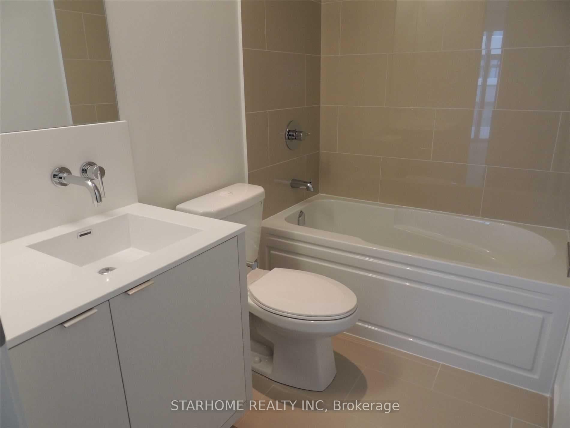 88 Harbour Street Unit 3202 photo 7