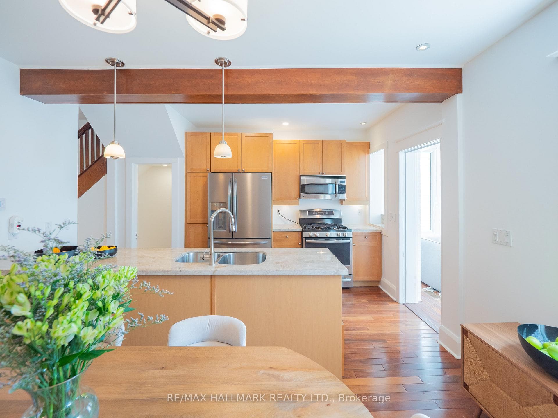 51 Bain Avenue photo 16