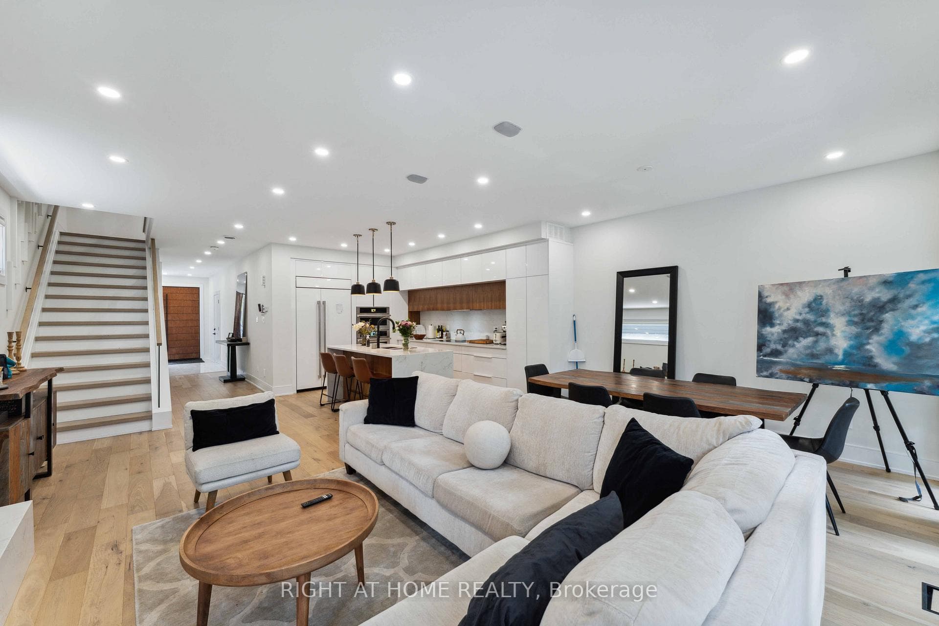 187 Carleton Avenue photo 20