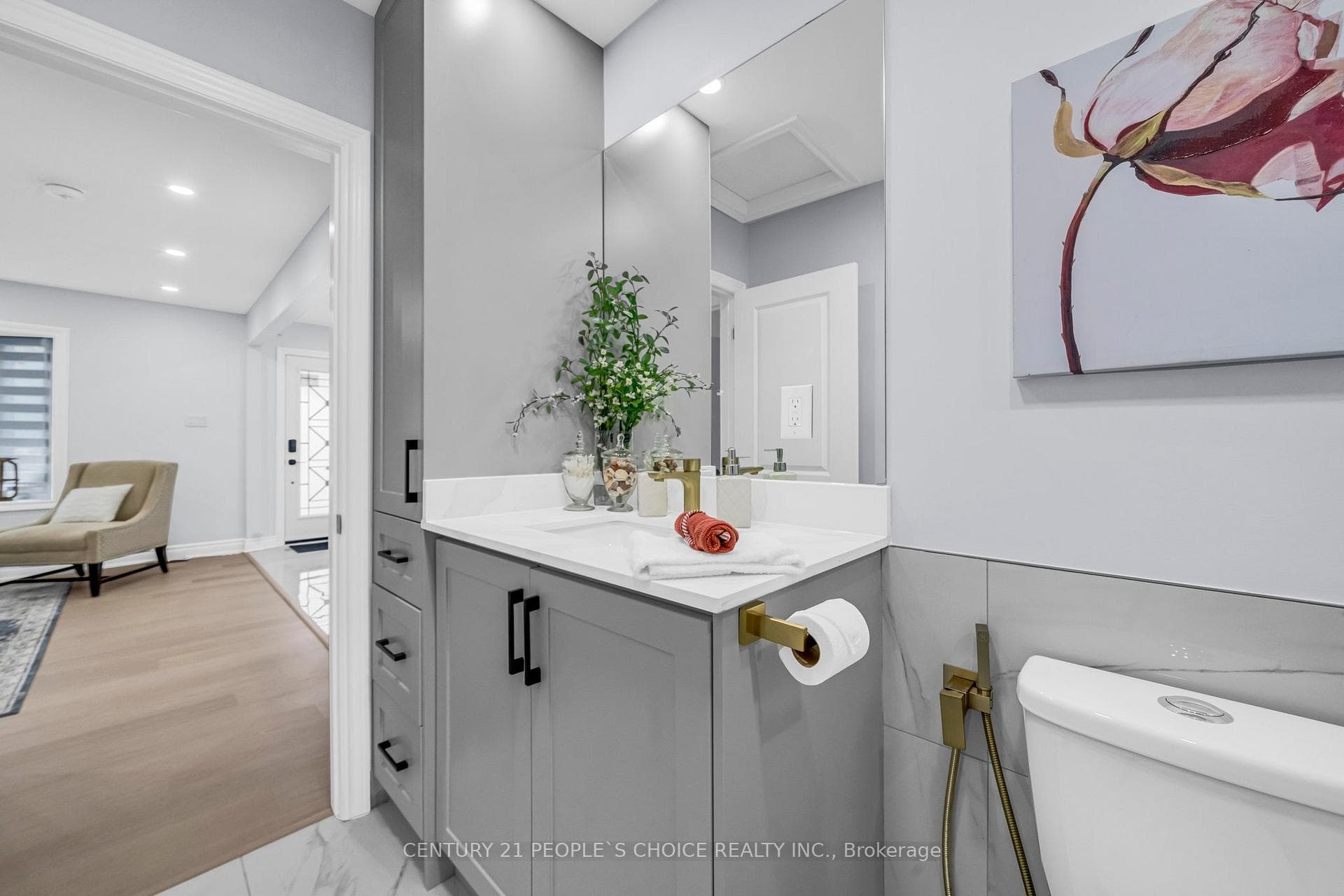 229 East 14th Street photo 18