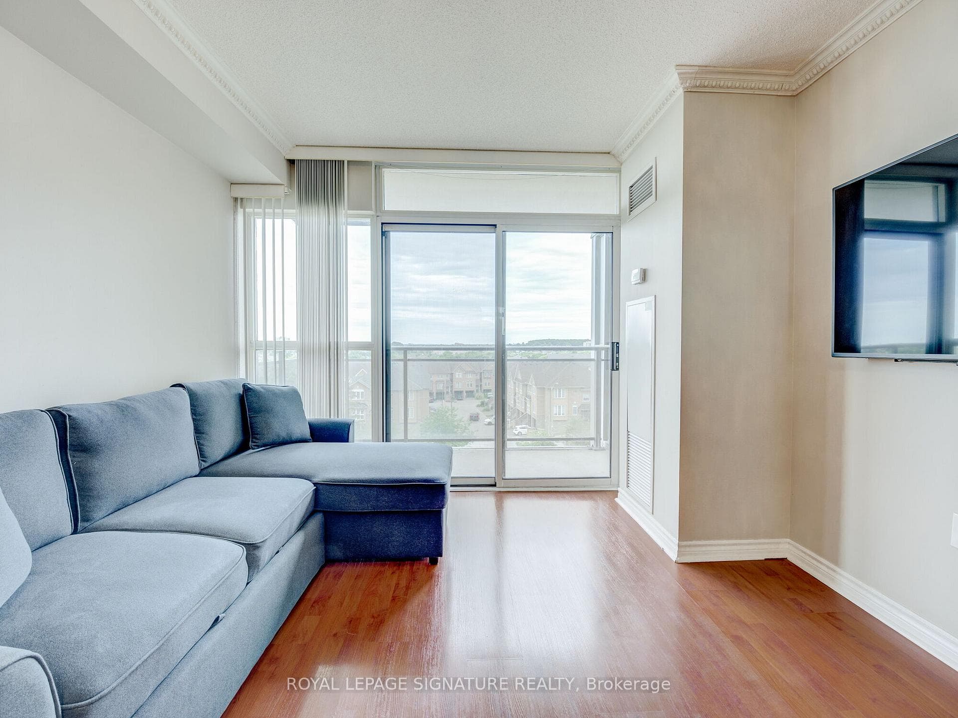 55 Strathaven Drive Unit 508 photo 13