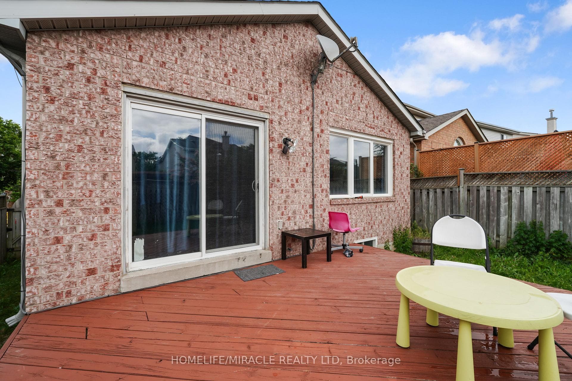 222 Sunforest Drive photo 41