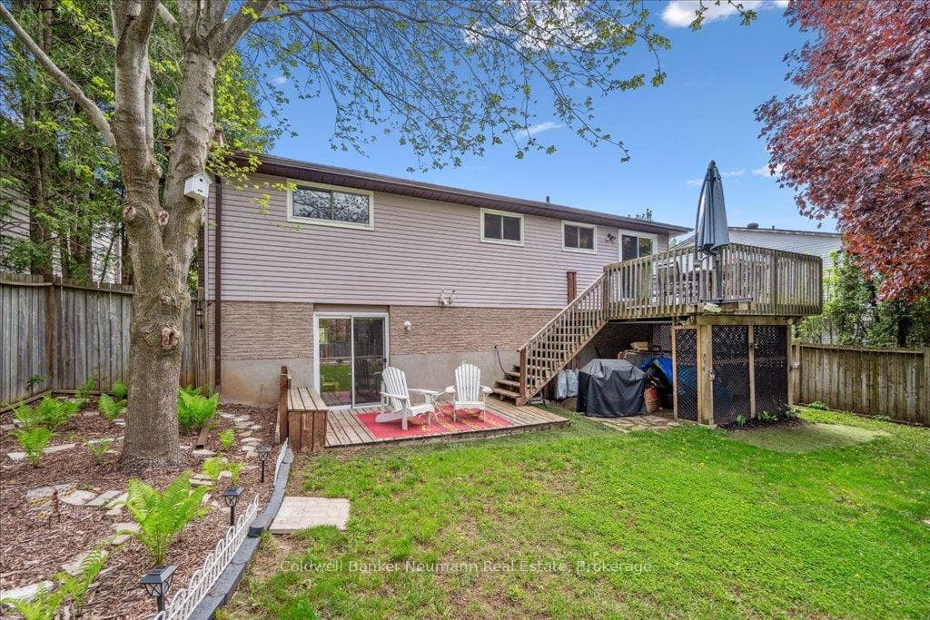 31 Carey Crescent photo 18