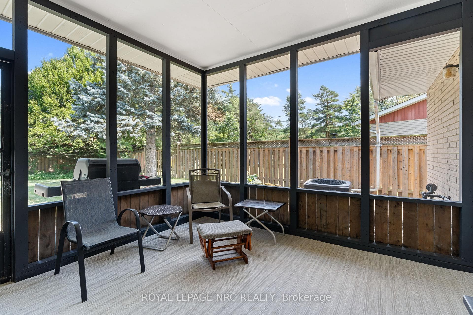 245 Riverview Boulevard photo 17