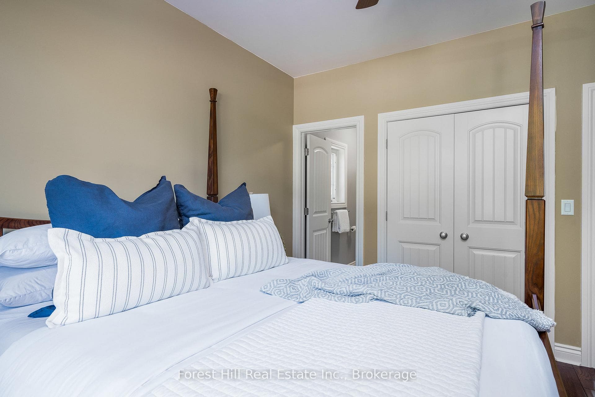 156 QUEEN'S BUSH Road photo 24