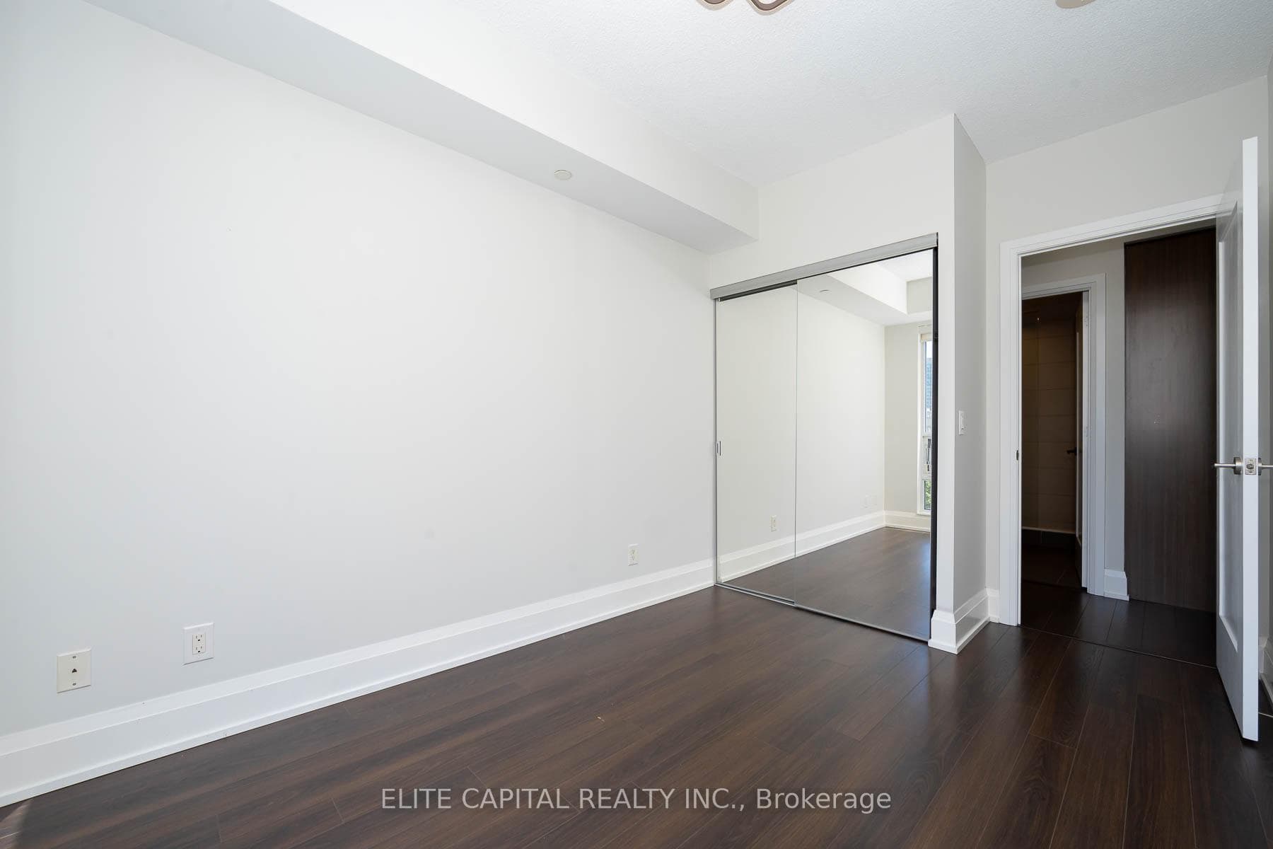 120 Harrison Garden Boulevard Unit 433 photo 9