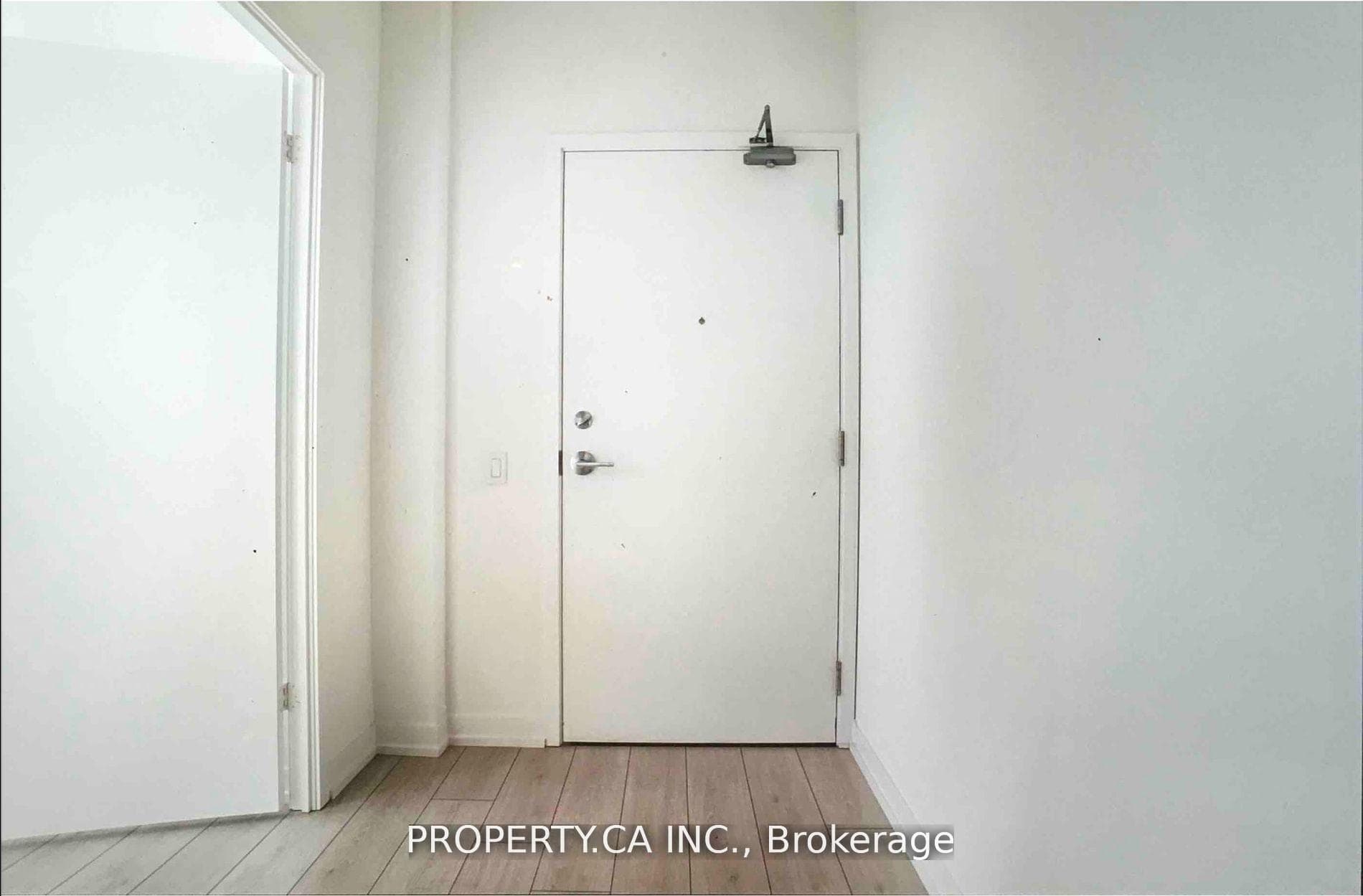 898 Portage Parkway Unit 5302 photo 4