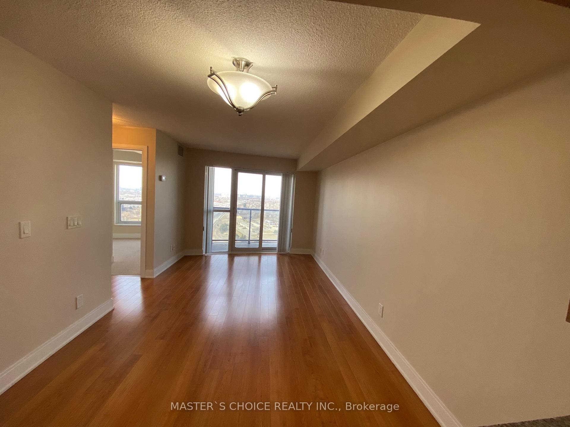 125 Village Green Square Unit 3005 photo 12